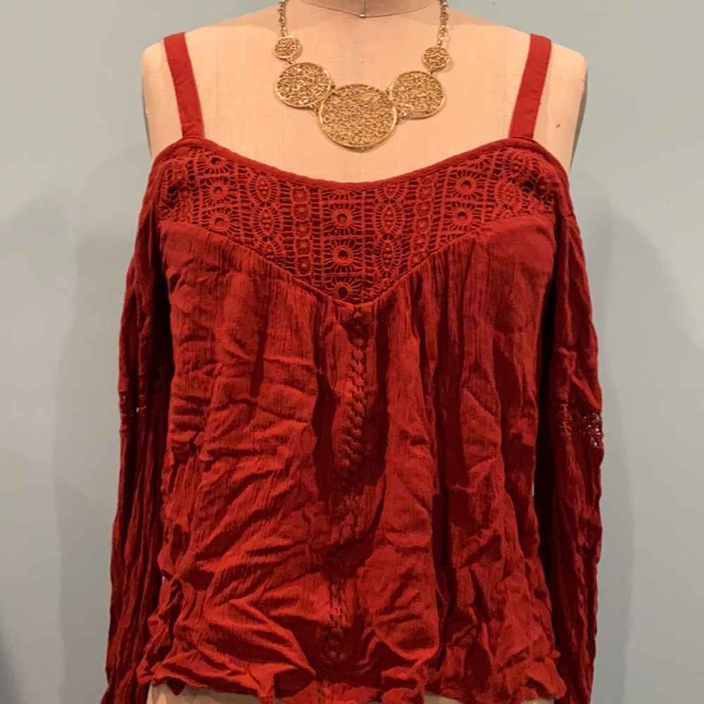 Zoe & Rose boho chic rust gauze cold shoulder top
